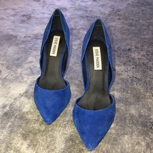 Cobalt blue pumps